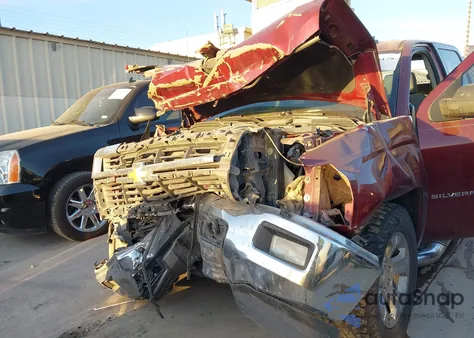 2014 Chevrolet Silverado 1500 2Lt z USA, uszkodzony, nr VIN 3GCUKRECXEG102007